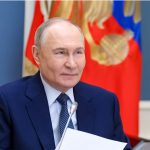 Президент Владимир Путин встретился с семьями, награжденными орденом "Родительская слава", и матерями, удостоенными почетного звания "Мать